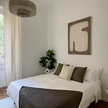 Daire Casa Unica - Spacious & Contemporary - Bullona I